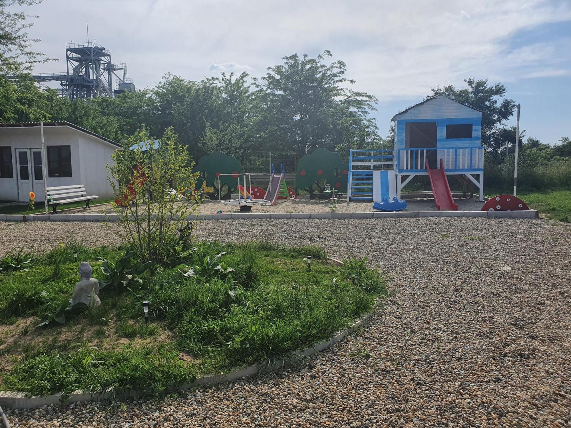 Villa Cabana De La Dunare Basarabi Exterior foto